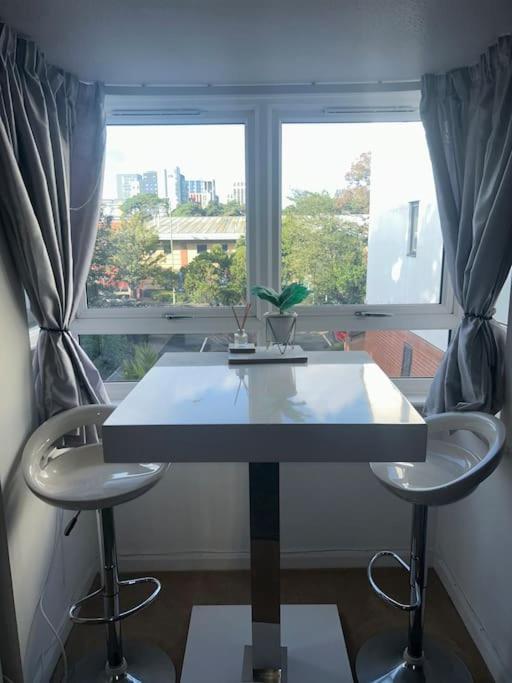 1 Bedroom Flat, 伯恩茅斯 外观 照片